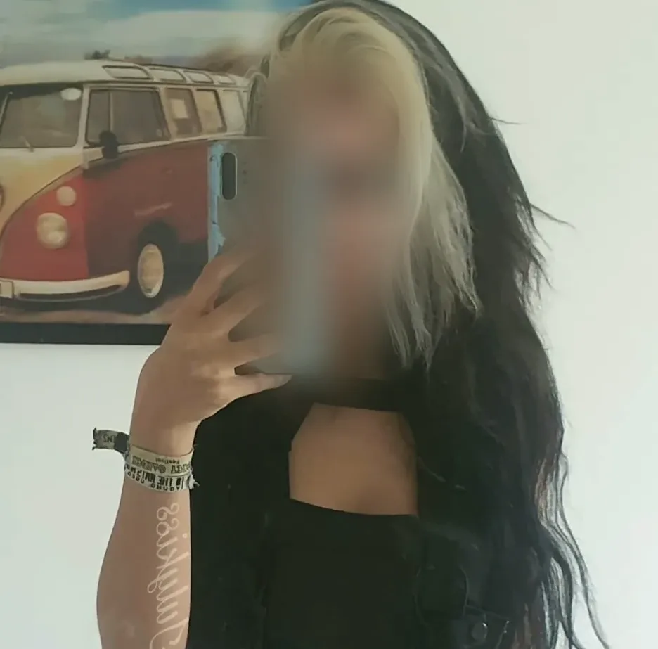 Esther, 26