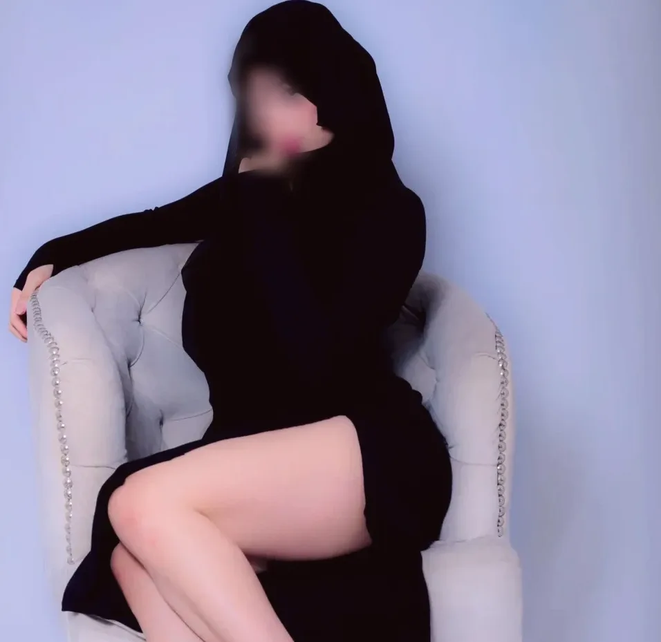 Maiken, 27