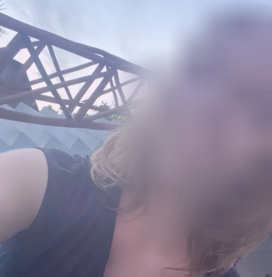 Mariam, 30