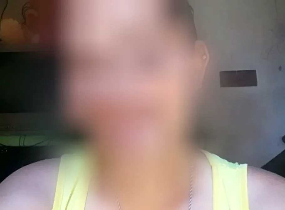 Yasmin, 31